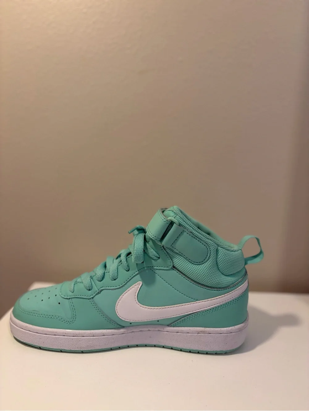 Nike Court Borough Mid 2 “Emerald Rise/White”